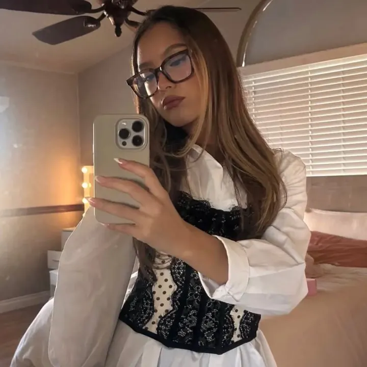 @daphneechamp