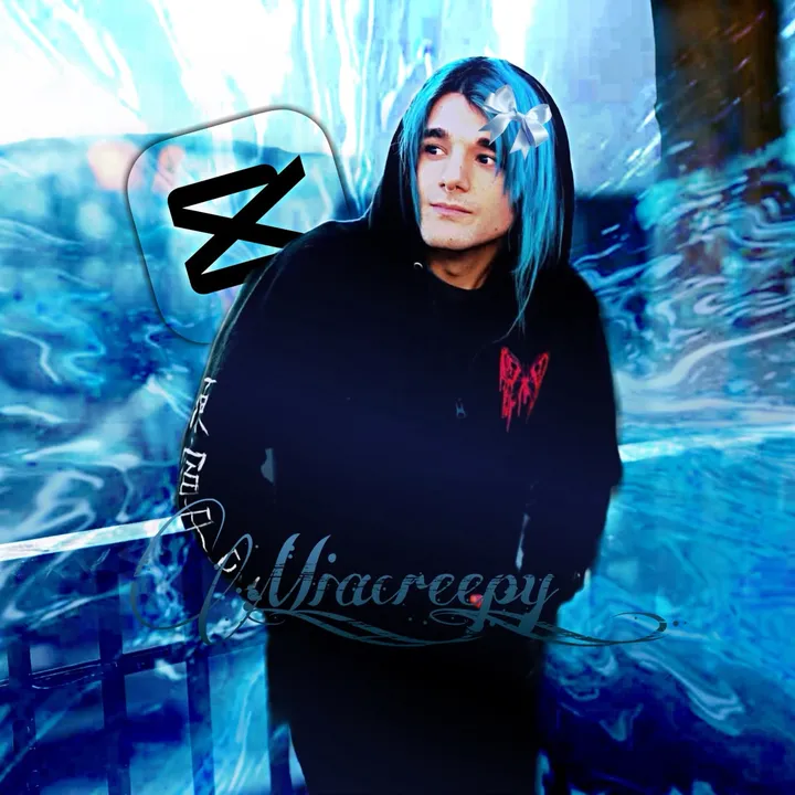 mia_creepy_