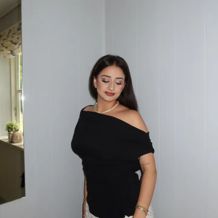@itzz.lanaaaa