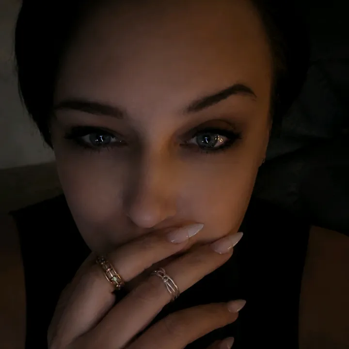 @elli_grace_official