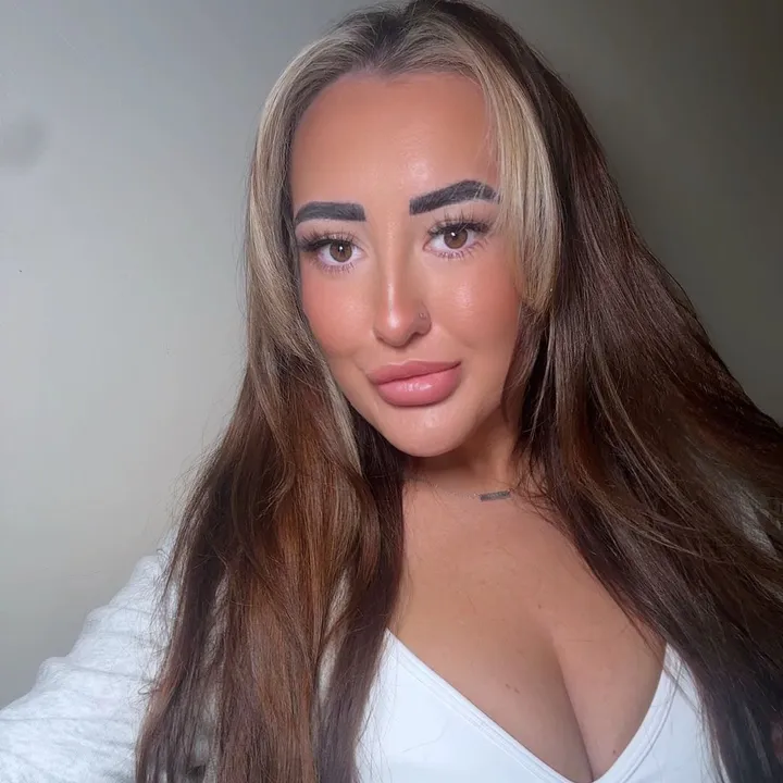 @carlymoore04