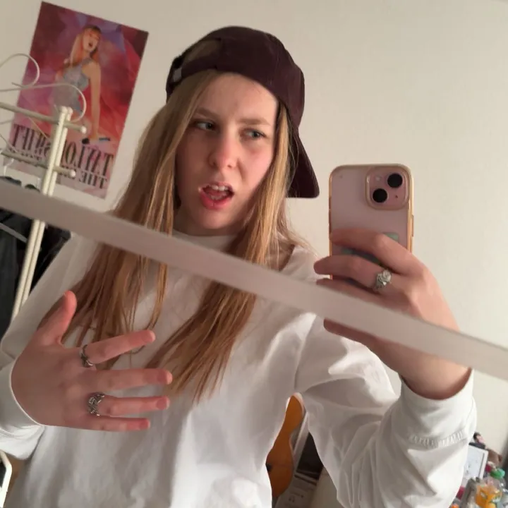 @neleschonwieder