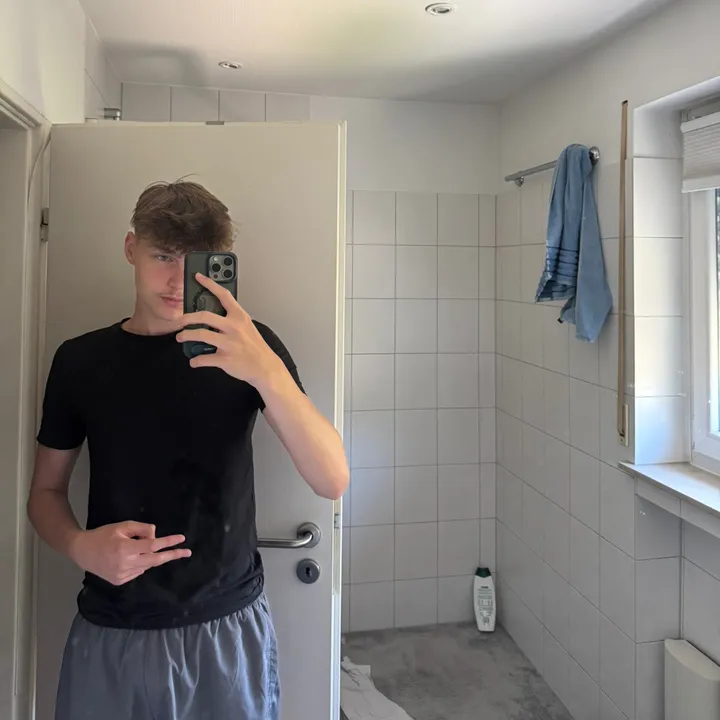 @247lukas15