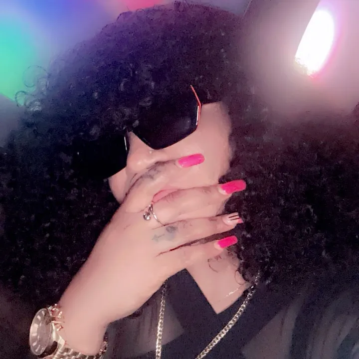 @kingonyin12