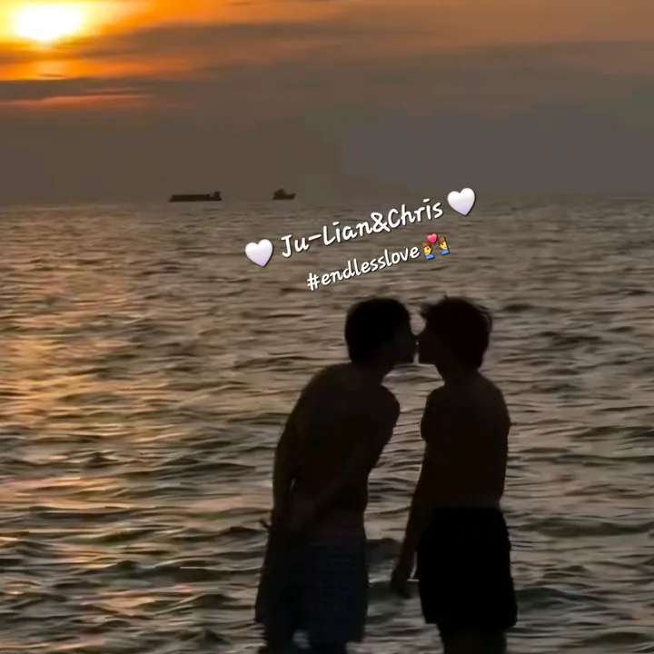 julian.chris.in_love