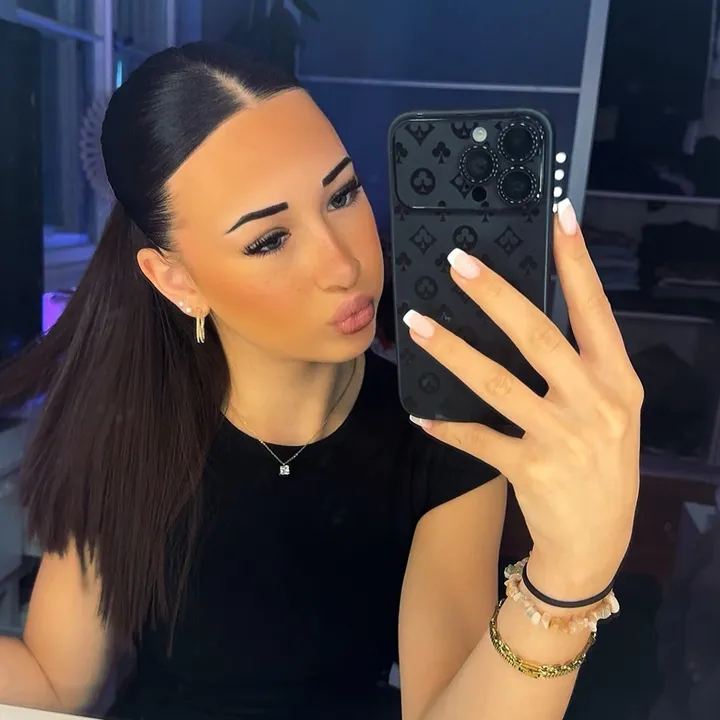 feli_nbg7
