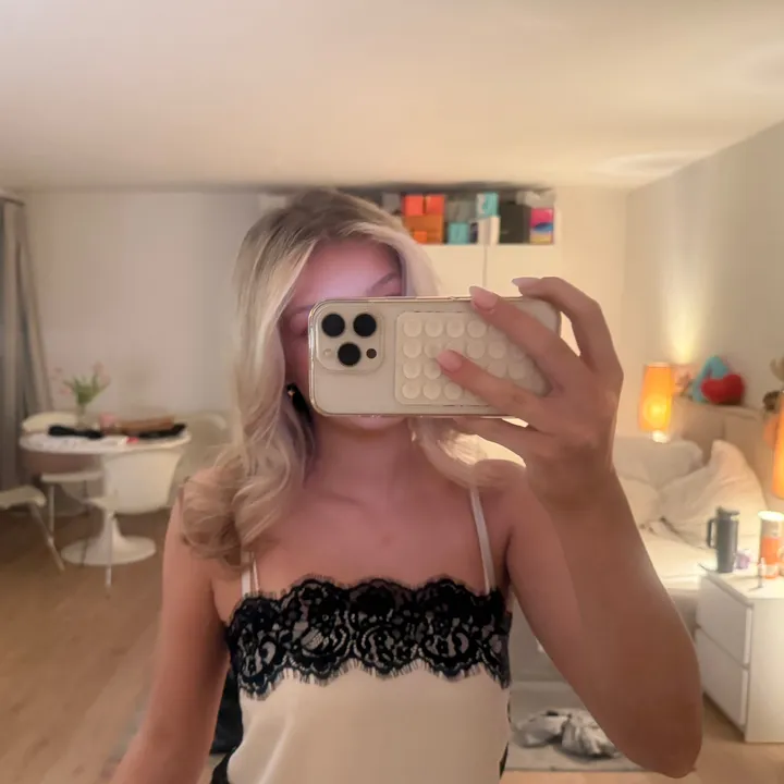 @victoria.medu