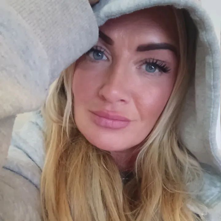 @biba7056