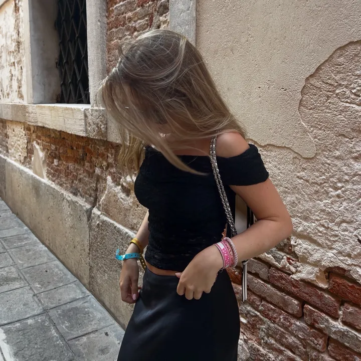 @boring.emilia