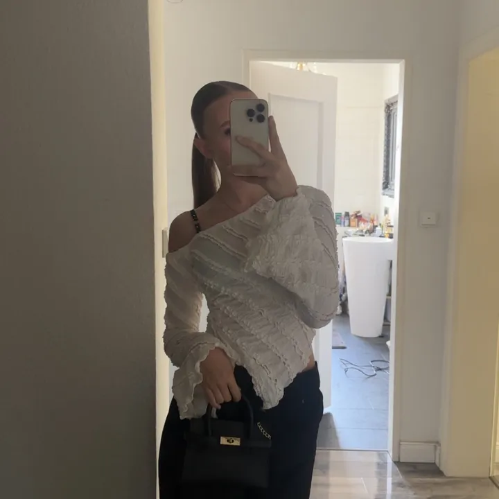 talia.gakis