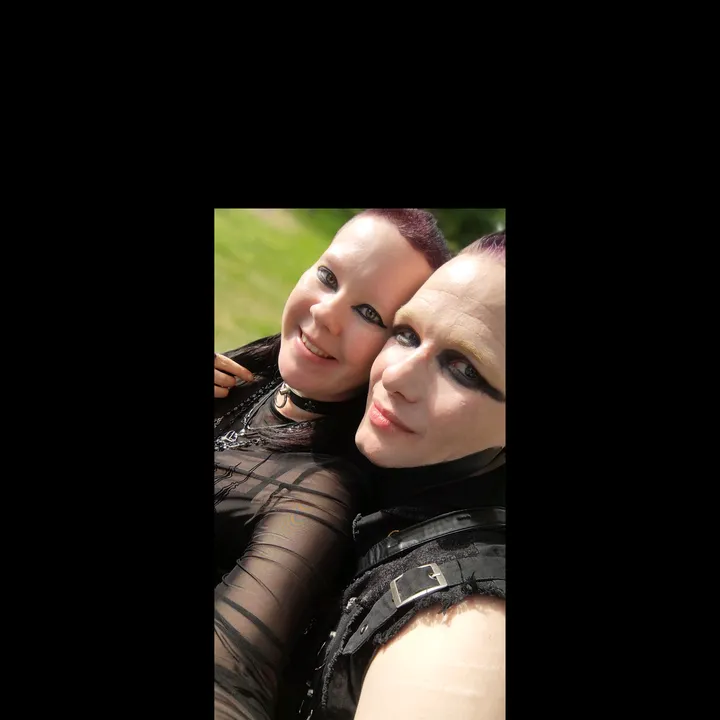 @witch_goth_95