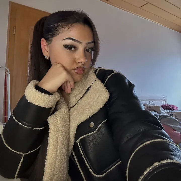 olinka_gitana