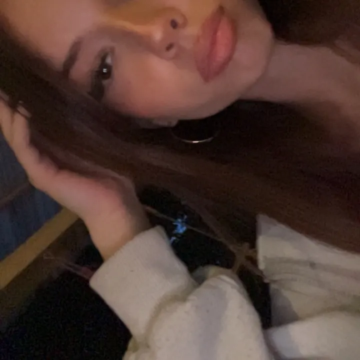 leony_8754