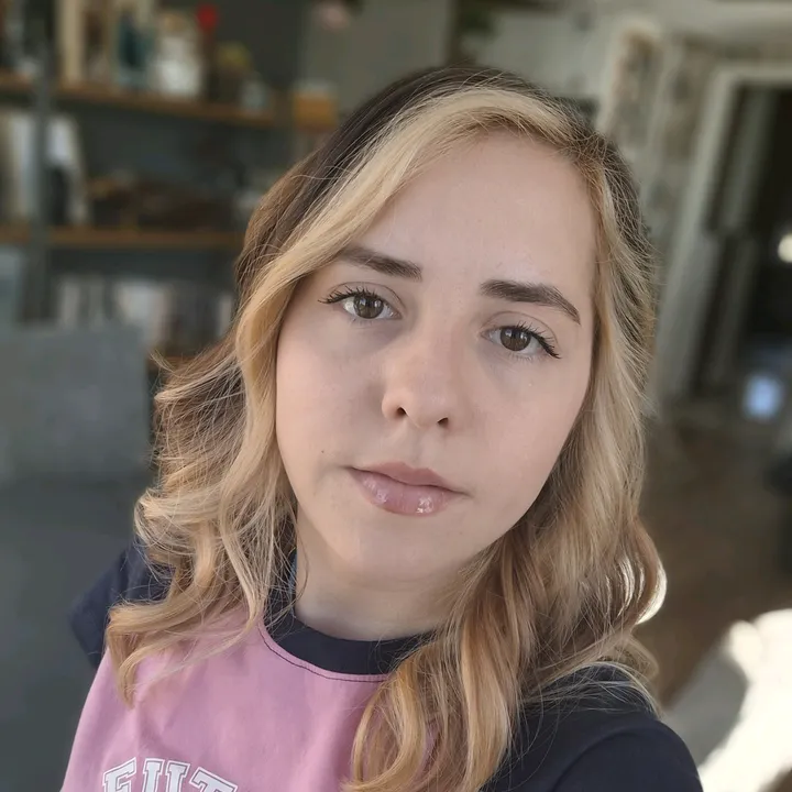 val_angelova