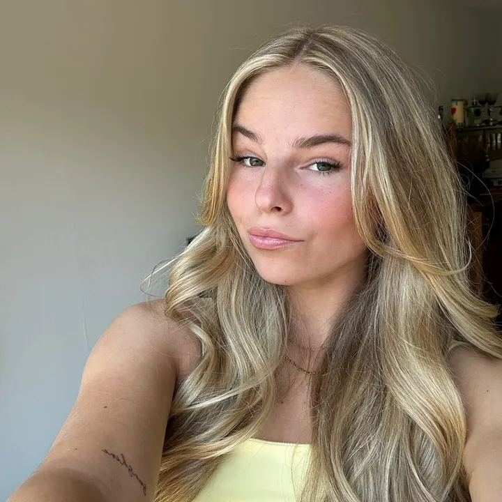 @illions_