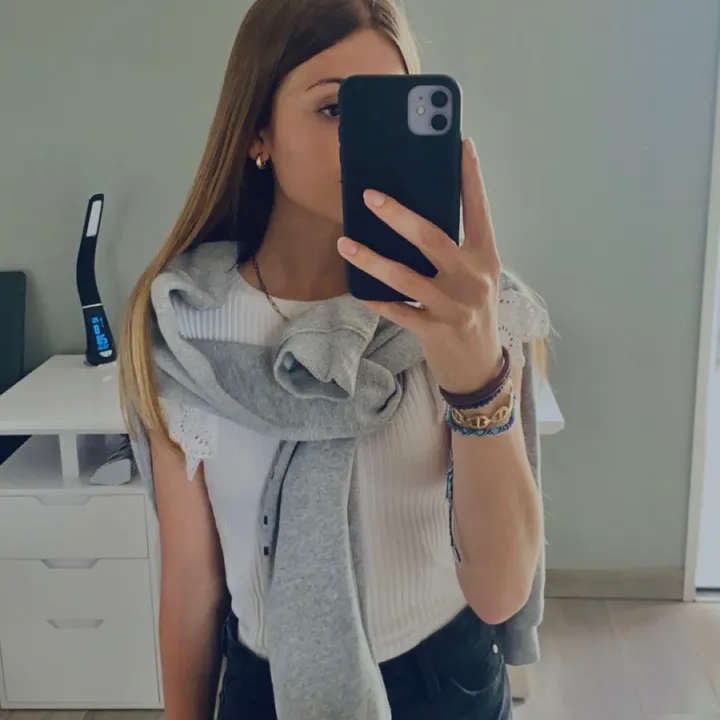 elea_col