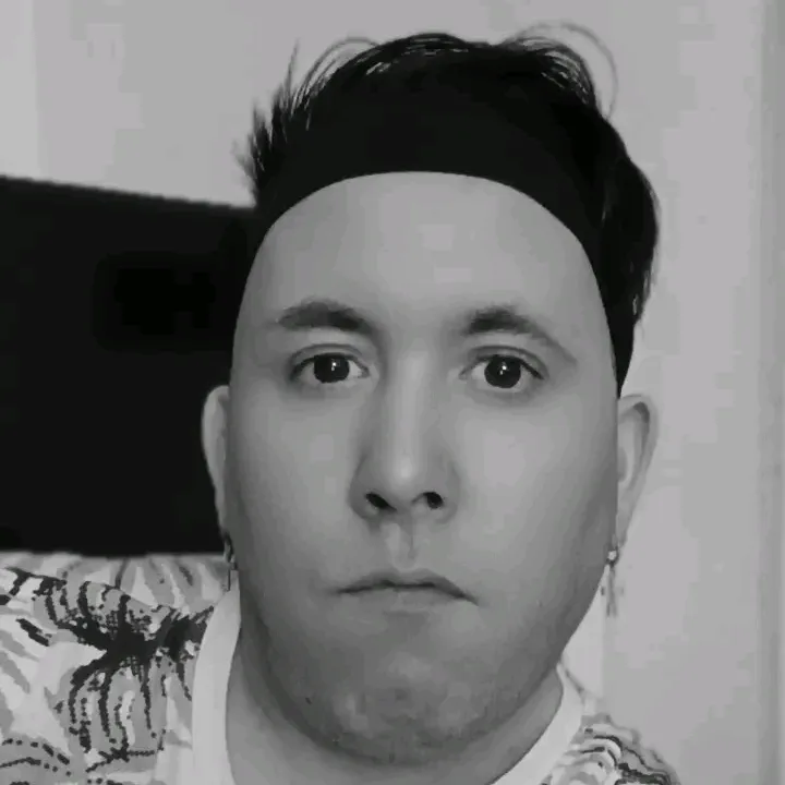 @lucasiciliano030