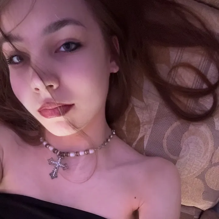 @maybealqqx1
