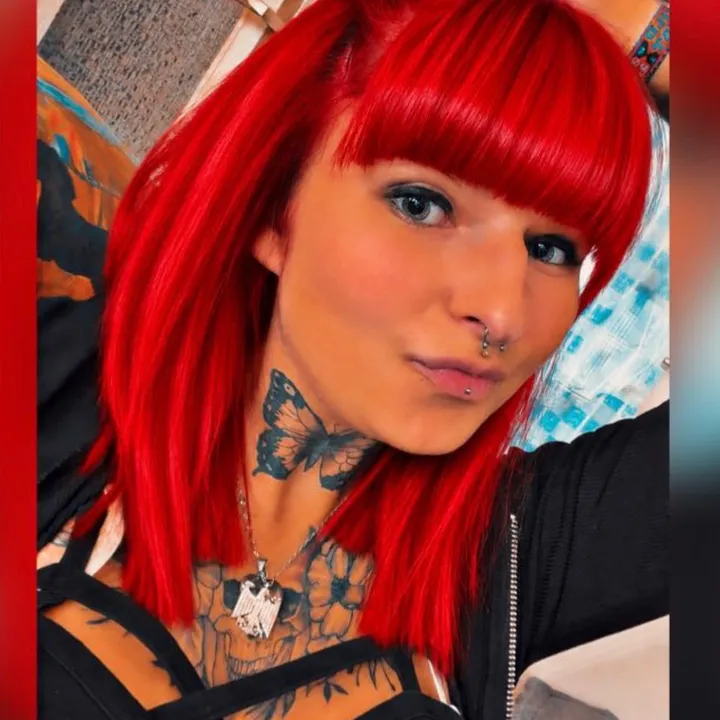 @_piercing_girl_21_5