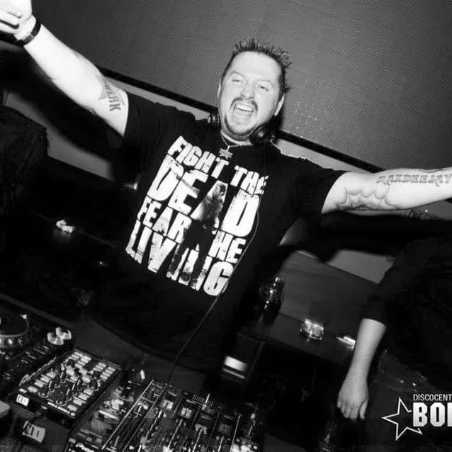 maxdeejay_official
