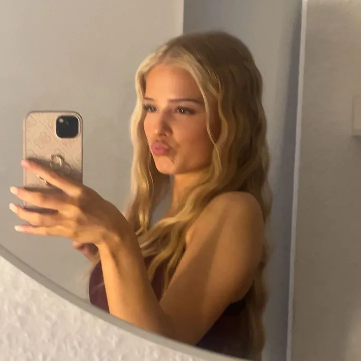 isabellakjx