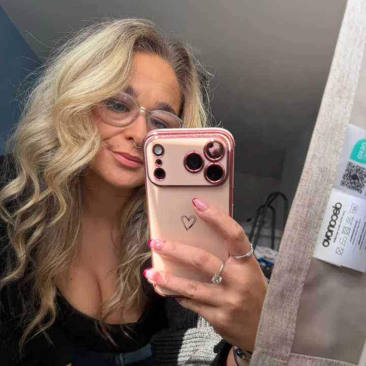 @leahatwal4