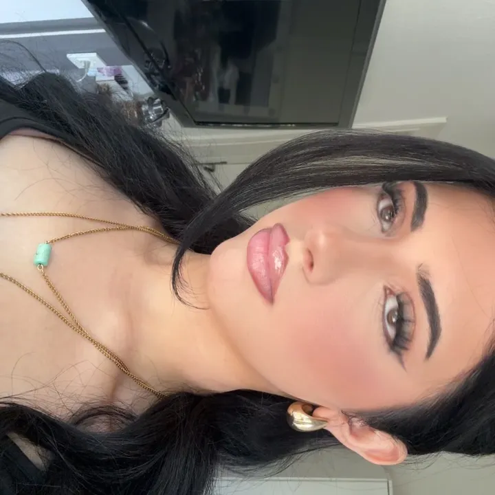 @cataleyaaxi