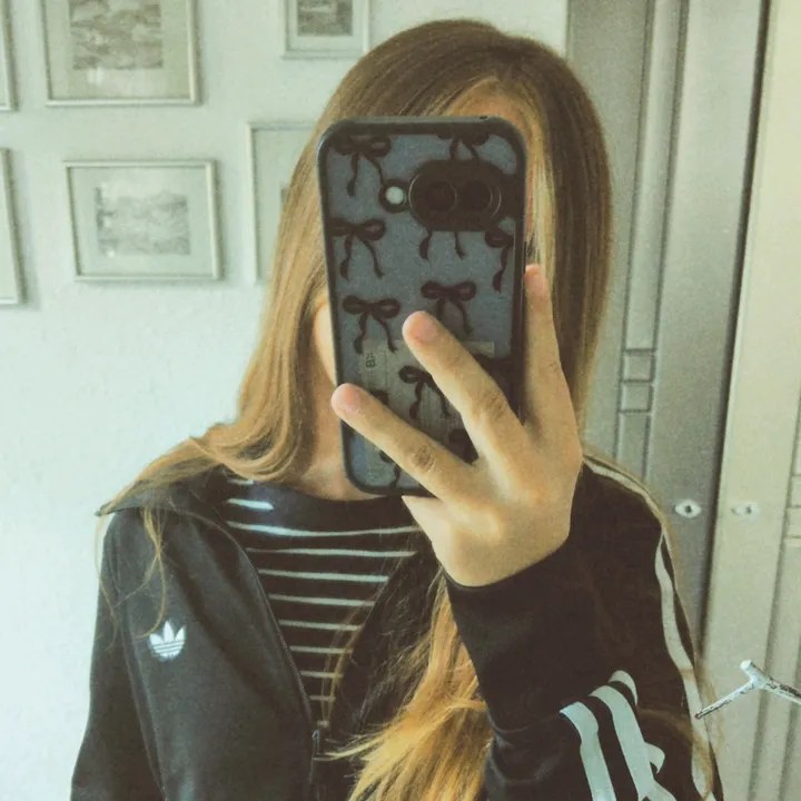 @charlotte_brb_