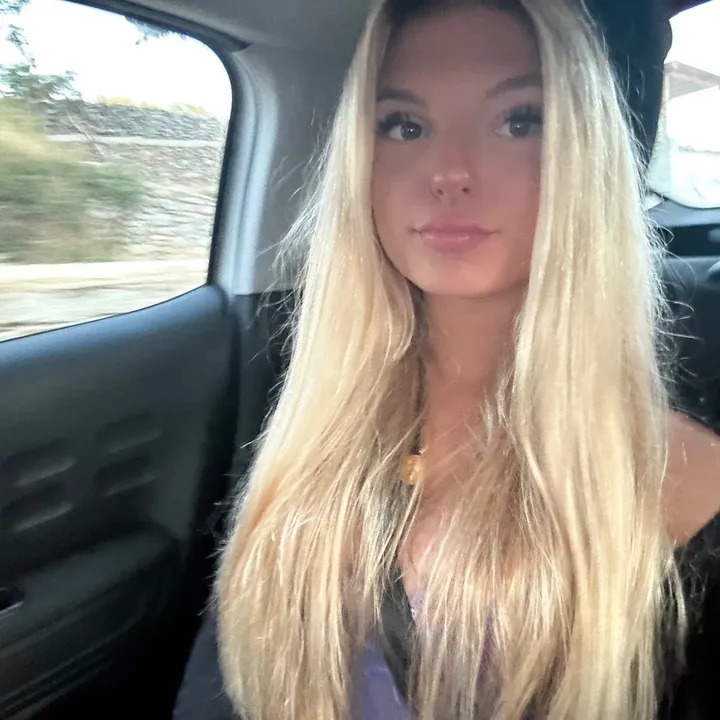 charlottegardin3r