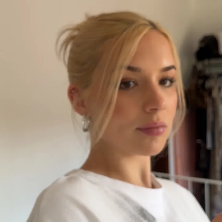 @almamiraandrassy