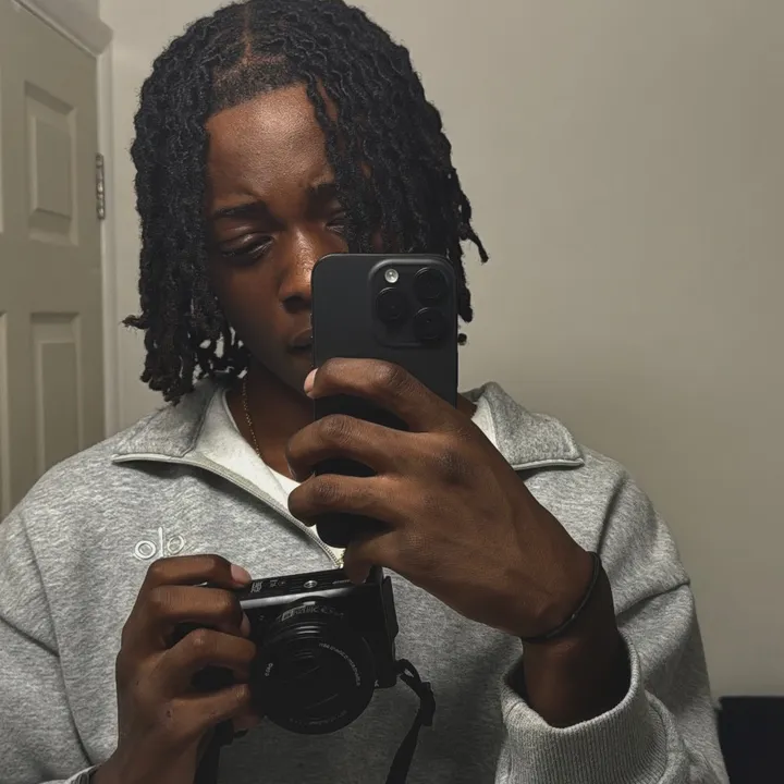 @itzonlyamari