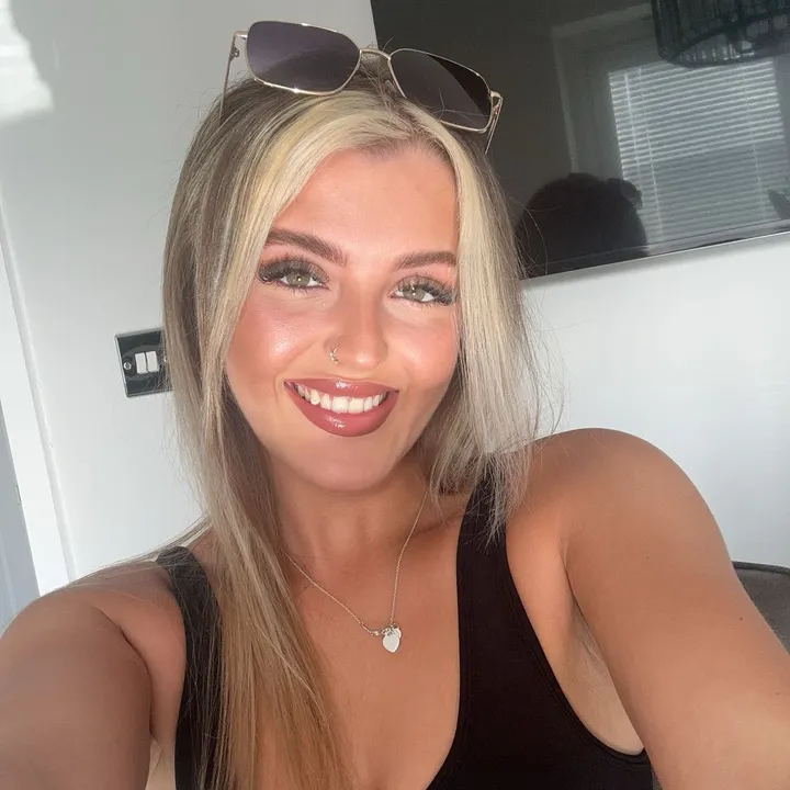 mollylivermore