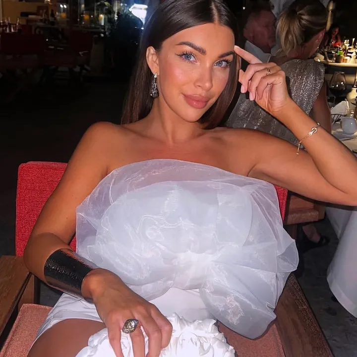 giuliana49