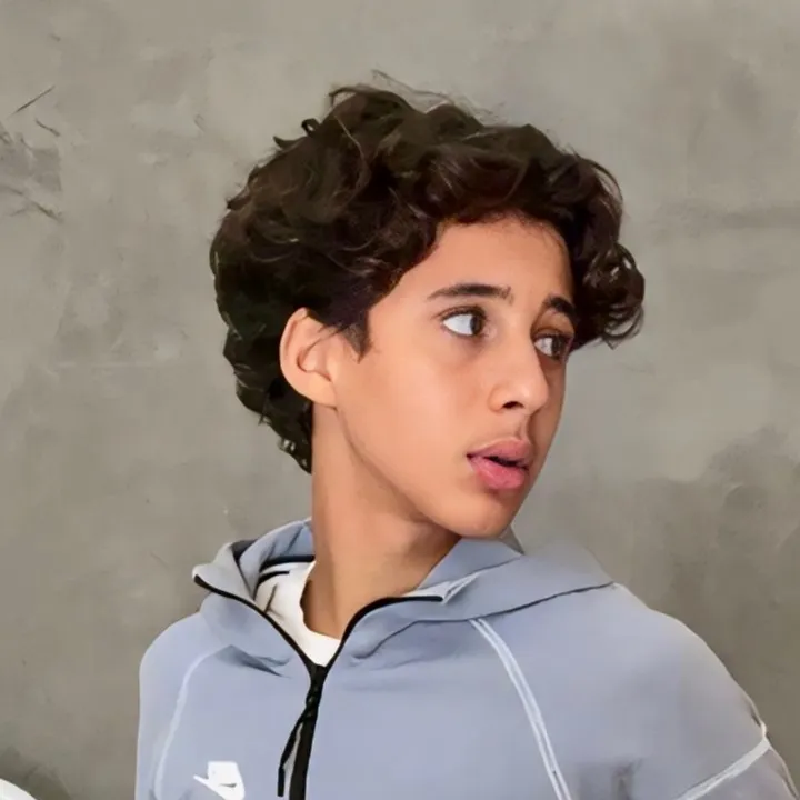 @peadle_