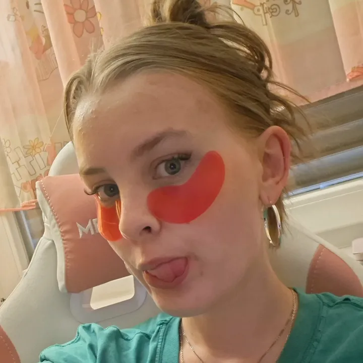 @xnilaaa