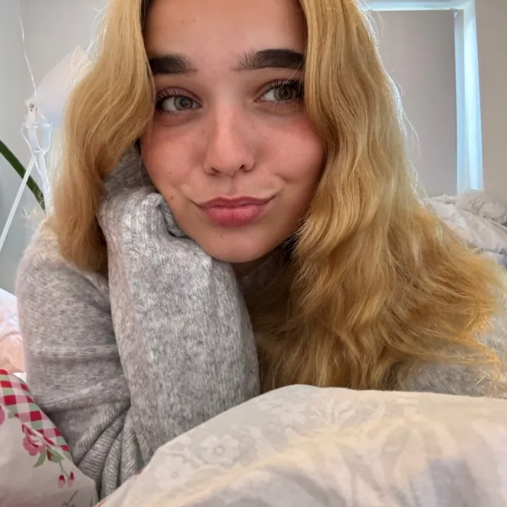 elenaa_.stp
