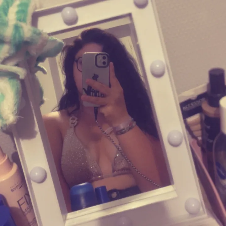 jxst__ylona