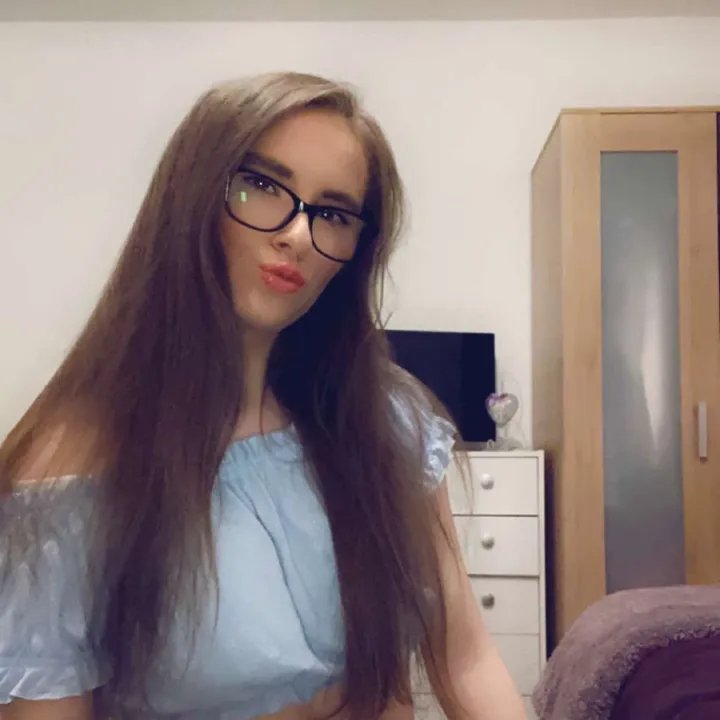 rachel_lyndaxoxo