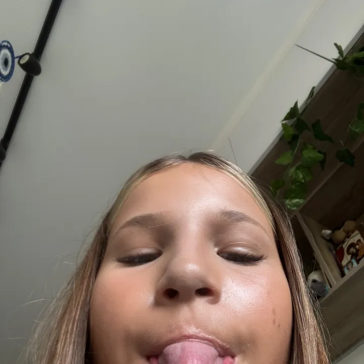 veraa8393