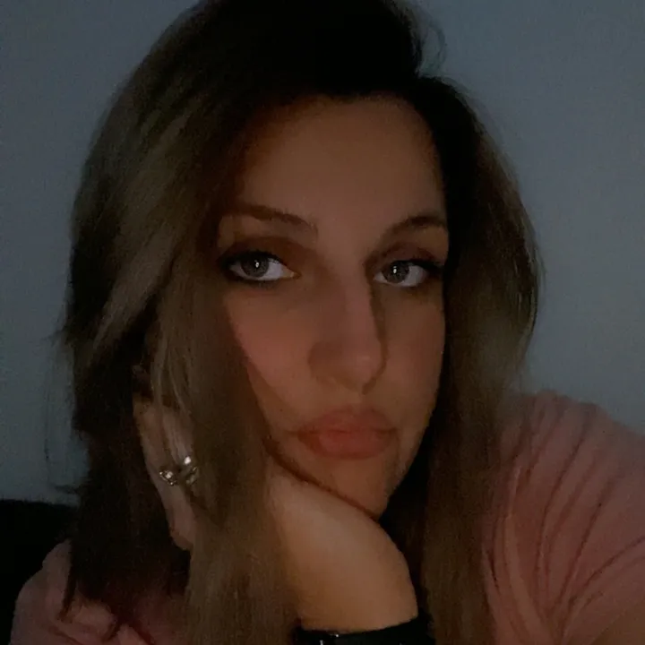 viki.milano