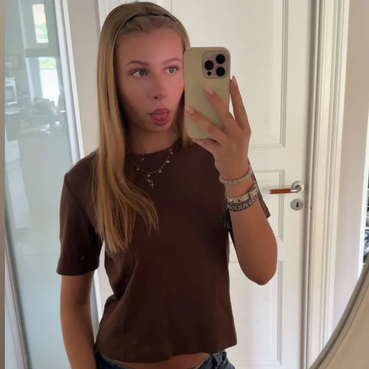 @h5xak