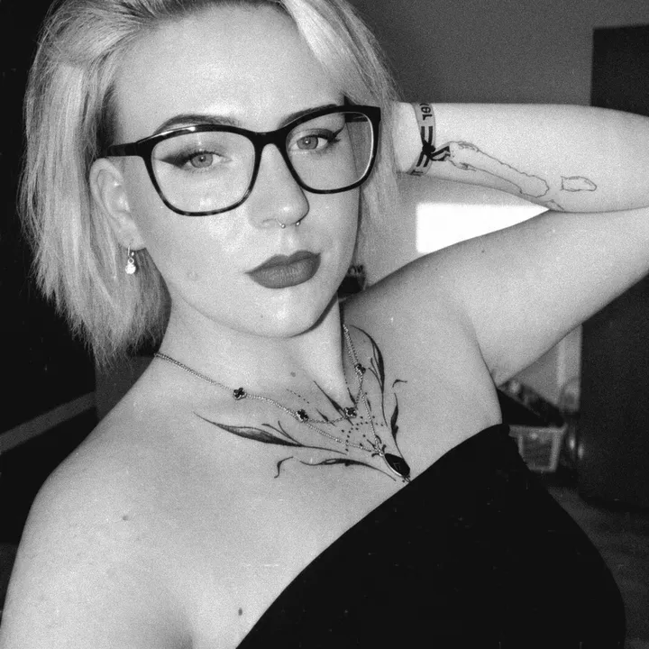 @_einfach_rissi_