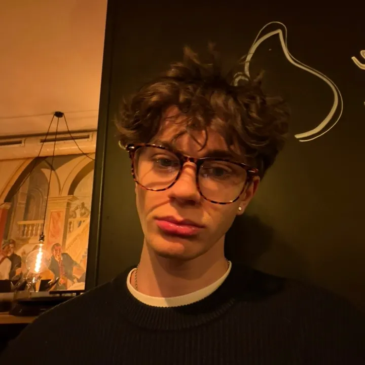 @finliiii