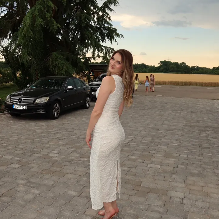 ermiiraa_b