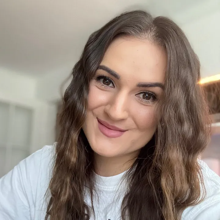 @b.katica_