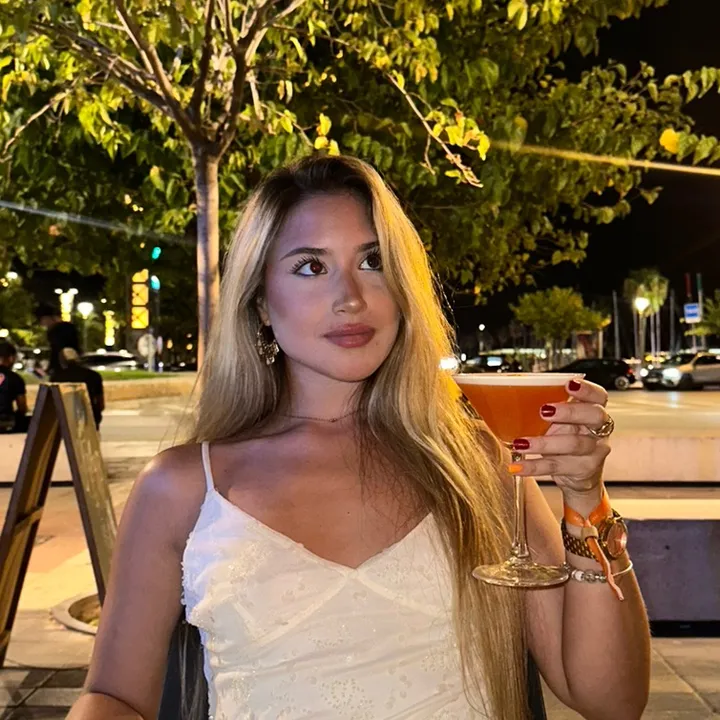 @anaamv20