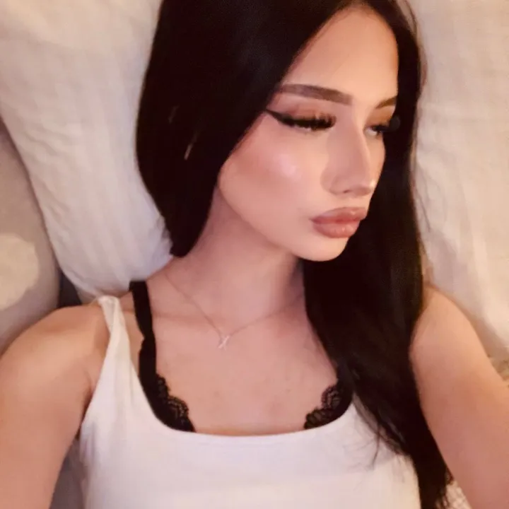 @alinazoteevaa