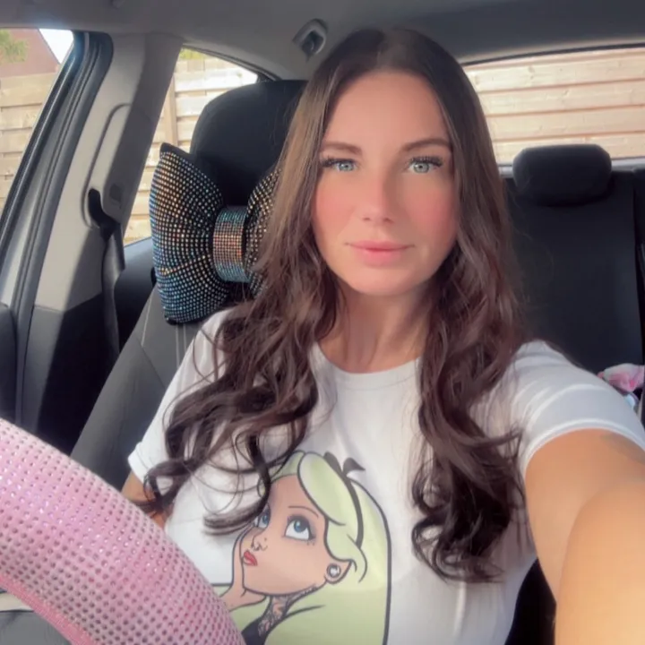 @desireedus