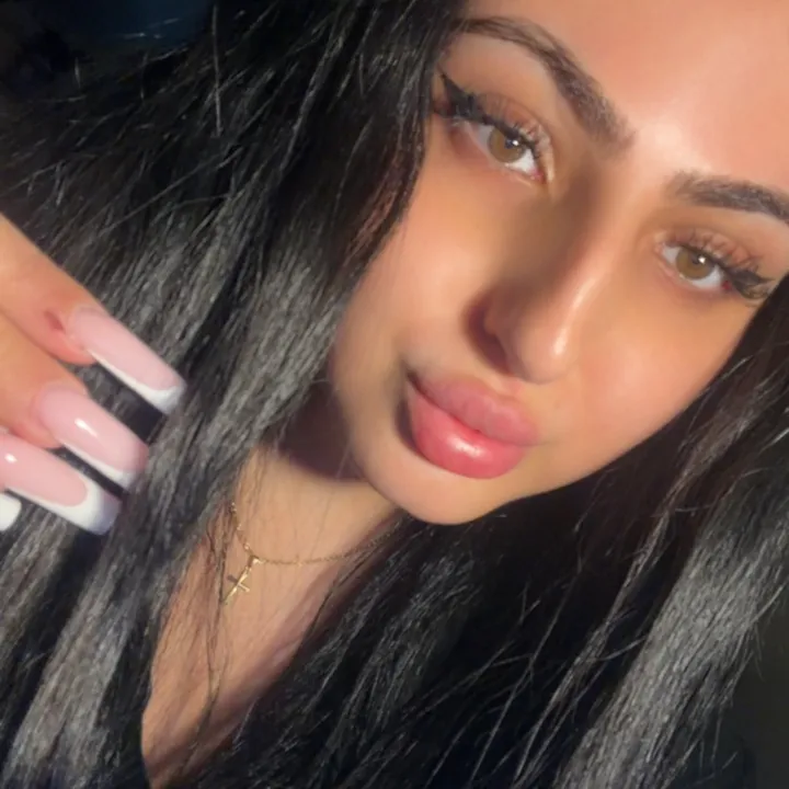 mixaela.18