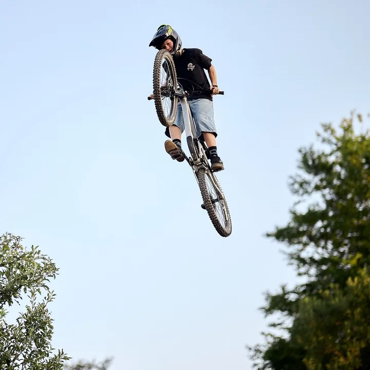 @teejay_freeride